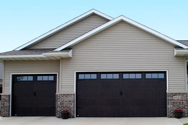 Garage Door Solution Service Pomona, CA 909-572-0303 - res-gdr-16m